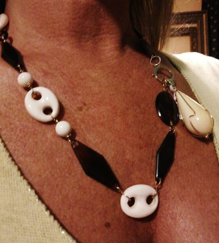 collana tartaruga e avorio