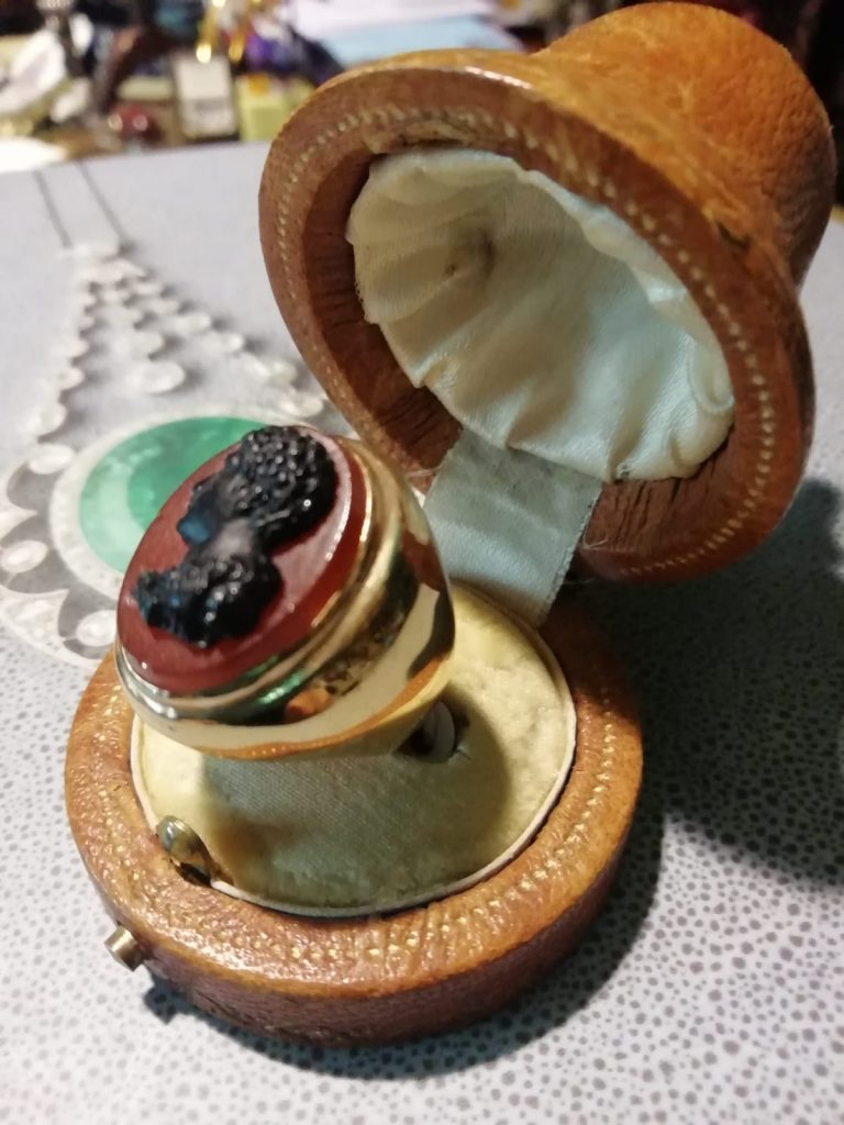 Anello corniola